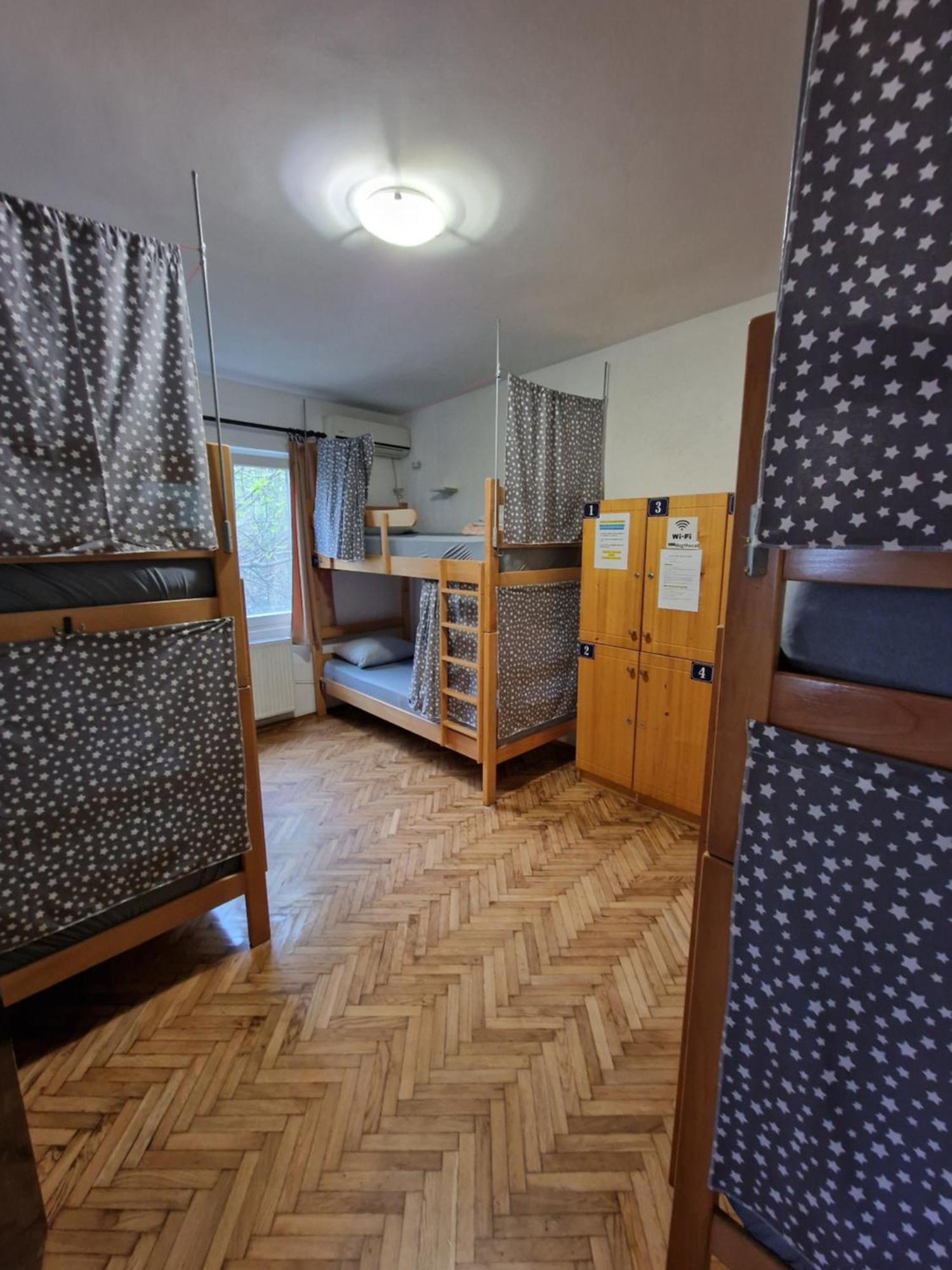 Pirate Backpackers Hostel Ulcinj Buitenkant foto