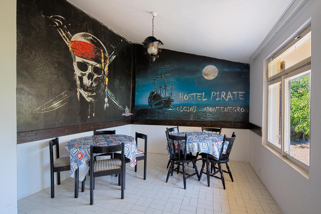 Pirate Backpackers Hostel Ulcinj Buitenkant foto